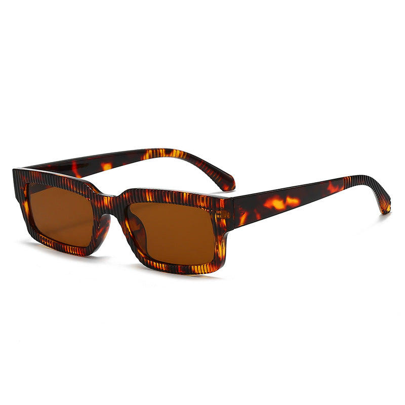 Damen modische Sonnenbrille mit geometrischem Rahmen Brehn