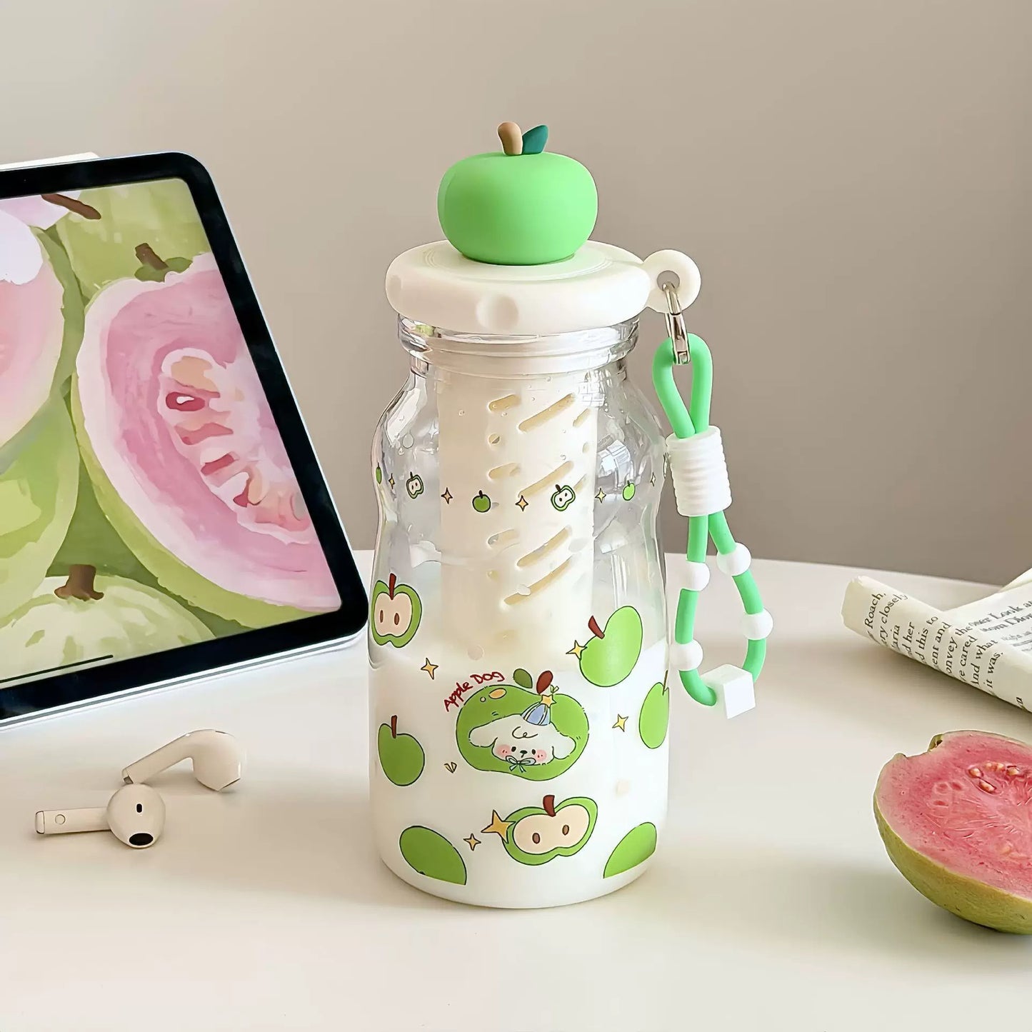 Damen Trendige und praktische Wasserflasche mit Fruchtdeckel Brehn