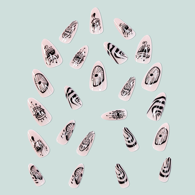 Kunstvolle Nagelstylings Brehn
