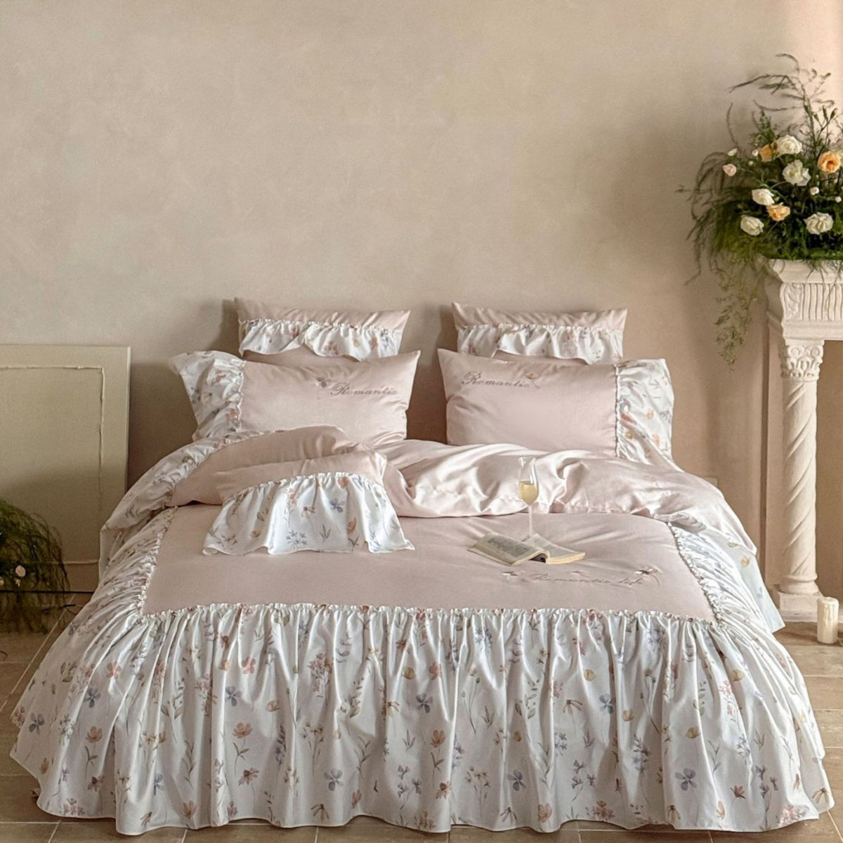 Rüsch Floral Baumwolle Sateen Bettwäsche Set mit Kissenbezügen und Bettrock