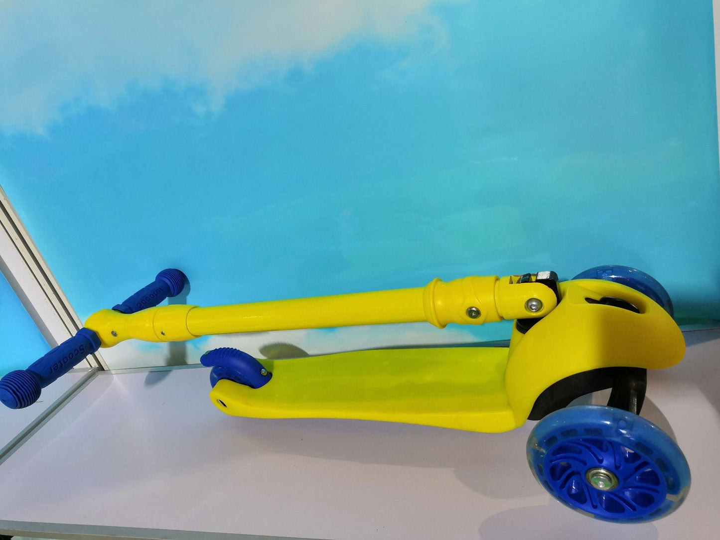 Dreirädriger verstellbarer Kick-Scooter Brehn