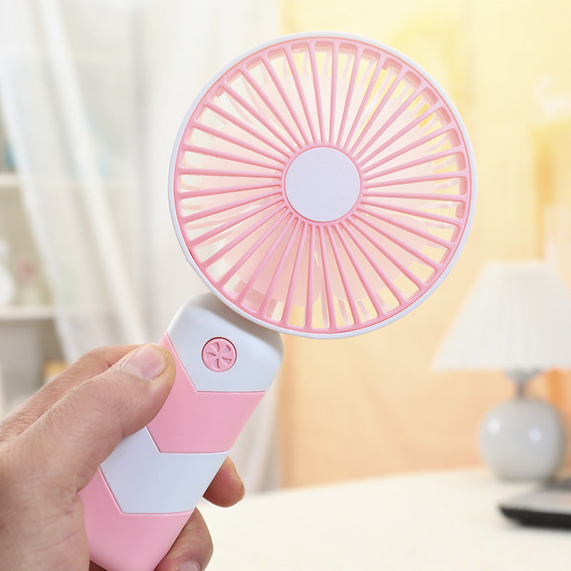 Frauen Tragbarer Tischventilator mit USB-Anschluss und verstellbarem Neigungswinkel Brehn