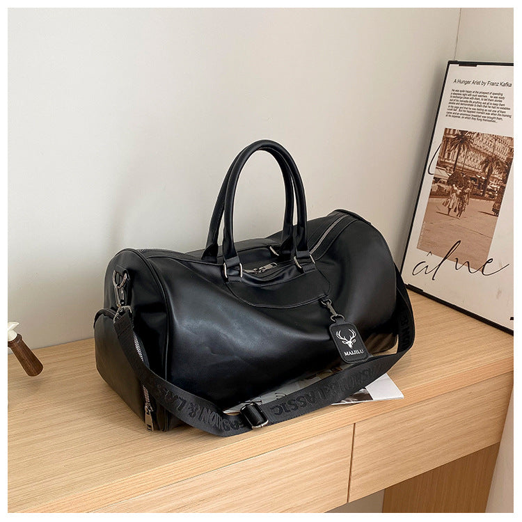 Geräumige Reisetasche mit hochwertigem wasserdichtem Material Brehn