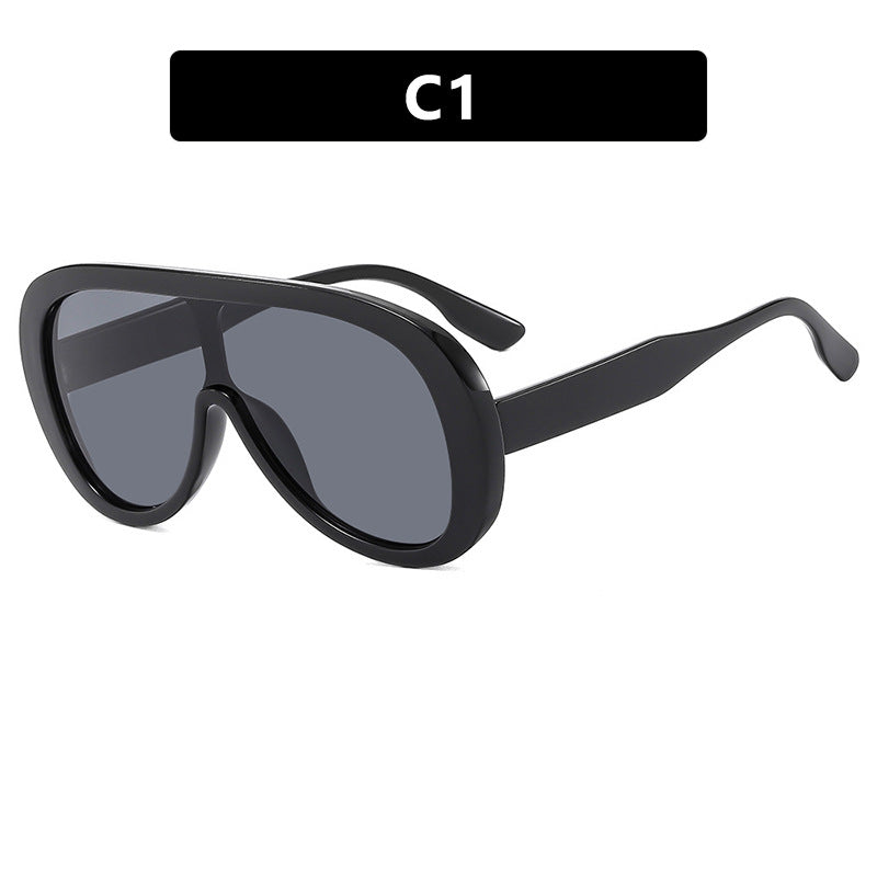 Damen futuristische Sportsonnenbrille mit breiter Sichtscheibe und UV-Schutz Brehn