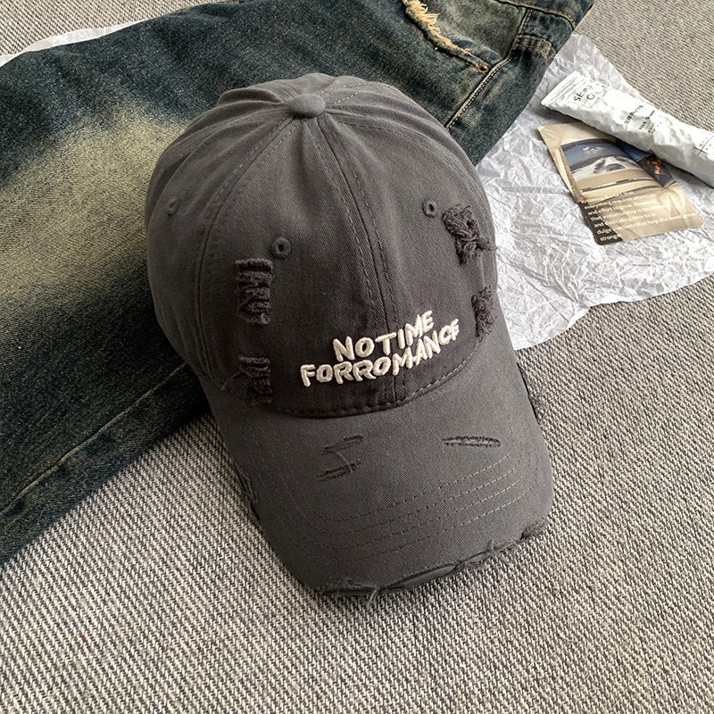 Distressed Baseball Cap mit einzigartiger Stickerei