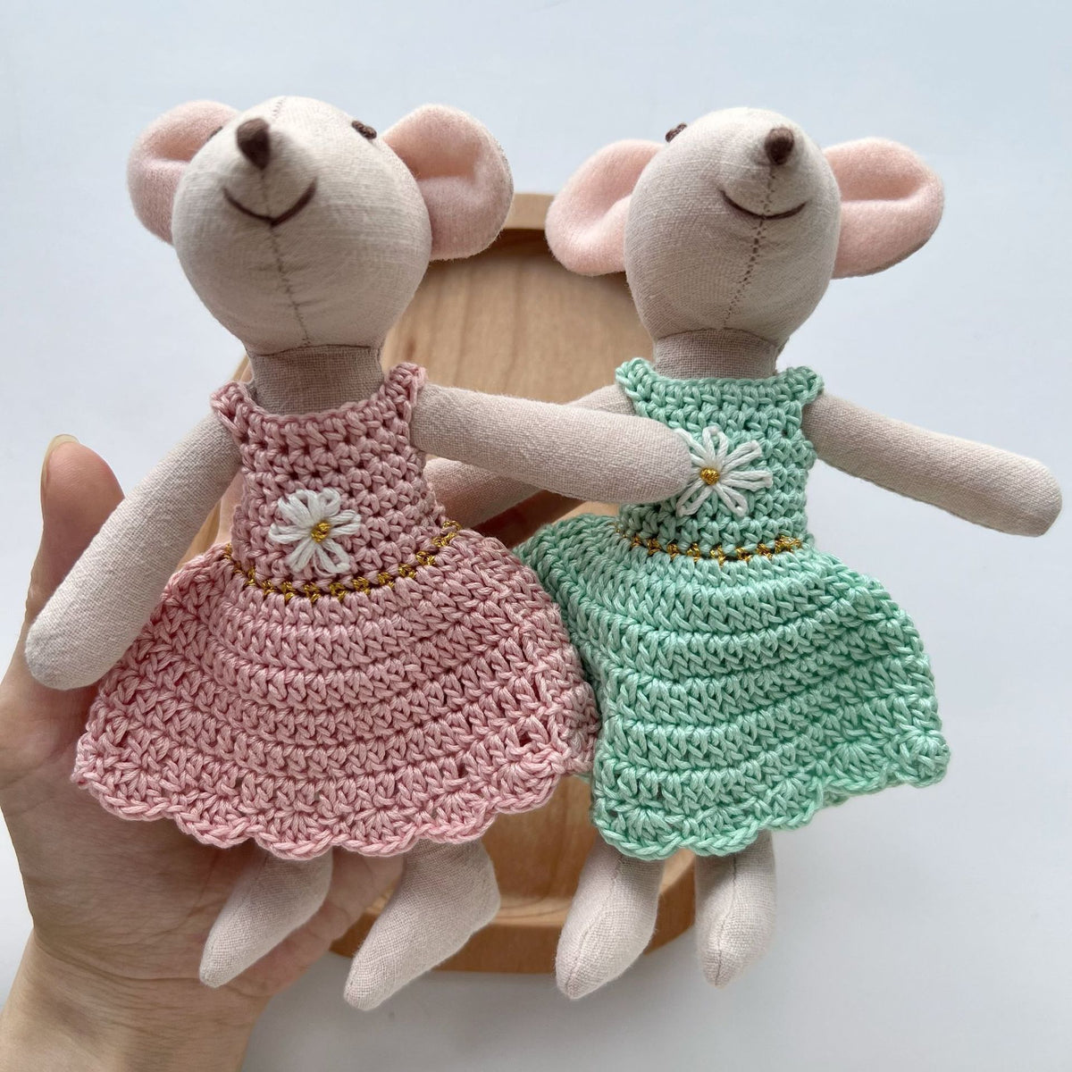 Handgenähte Leinenmaus Puppe