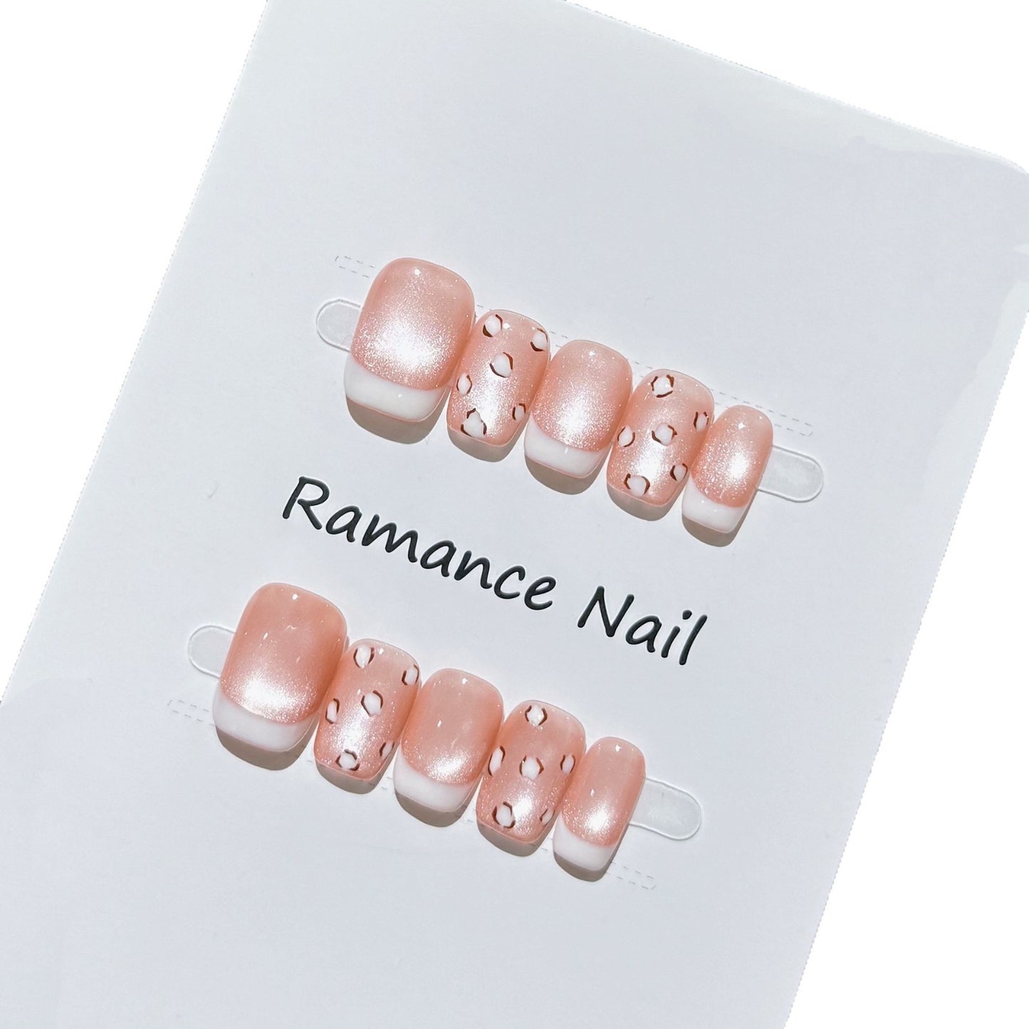 Elegantes Press-On Nagelkunst Set Brehn