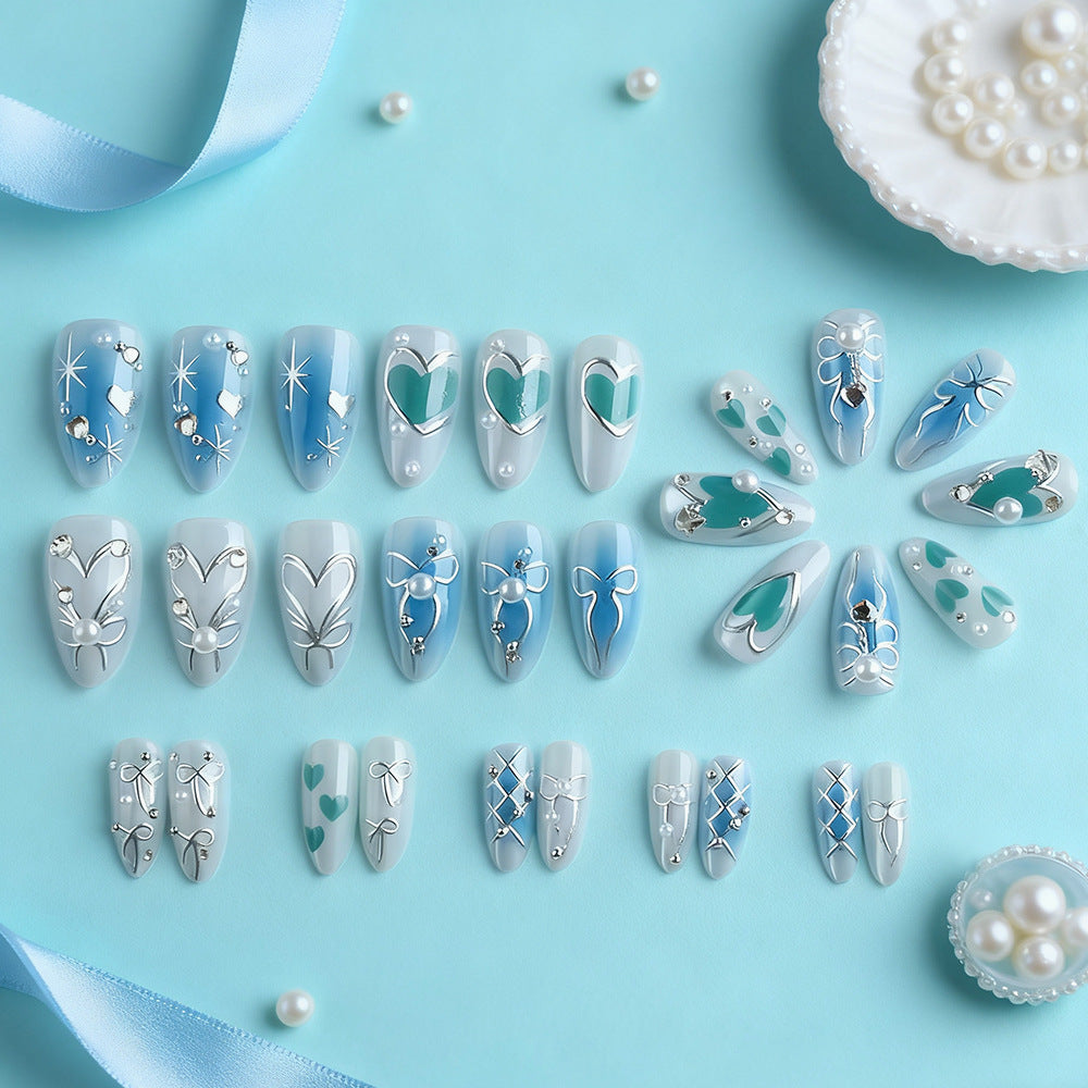 Künstlerisches, mit Kristallen verziertes Nail Art Set Brehn