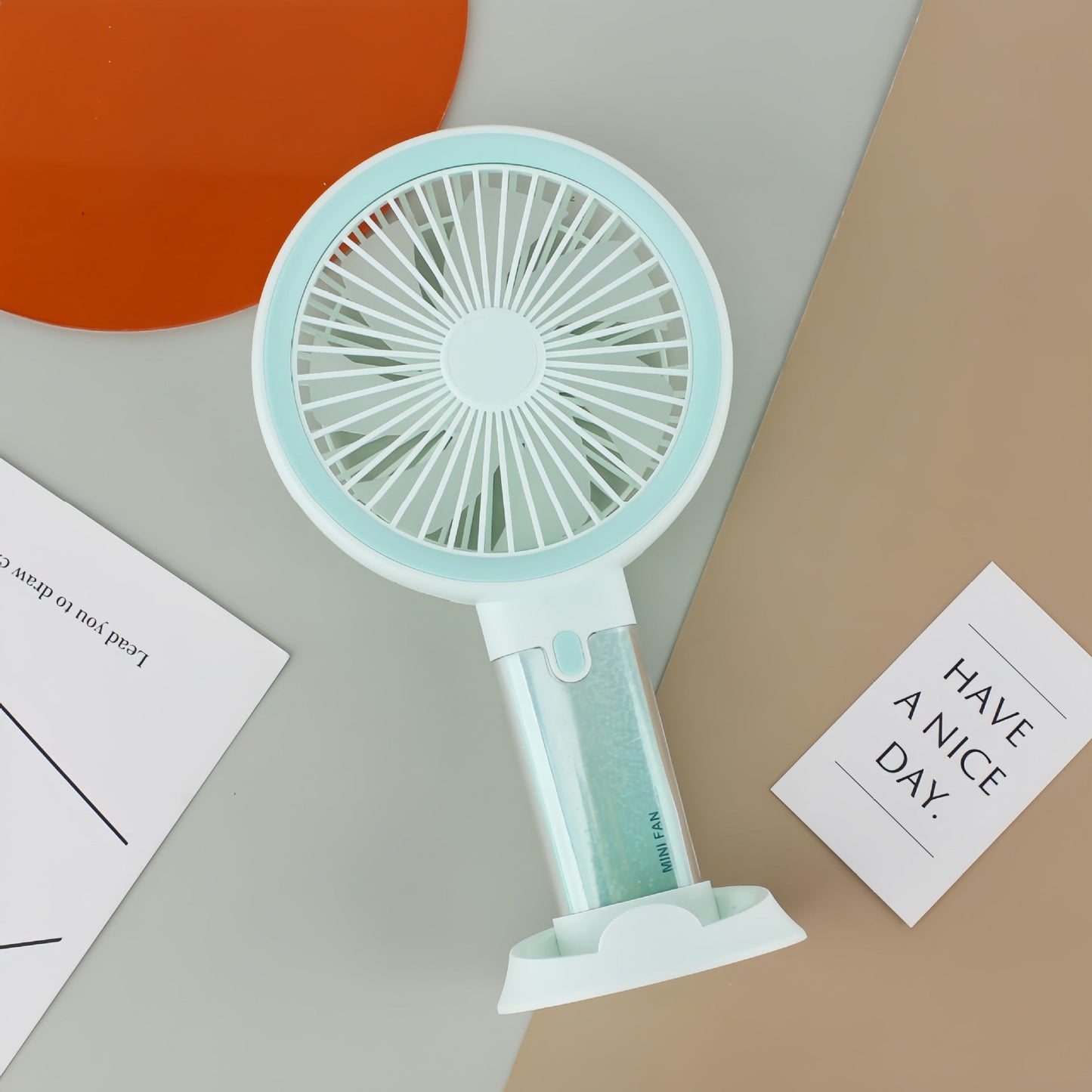 Damen Tragbarer Mini Ventilator mit Wassernebelzerstäuber Brehn