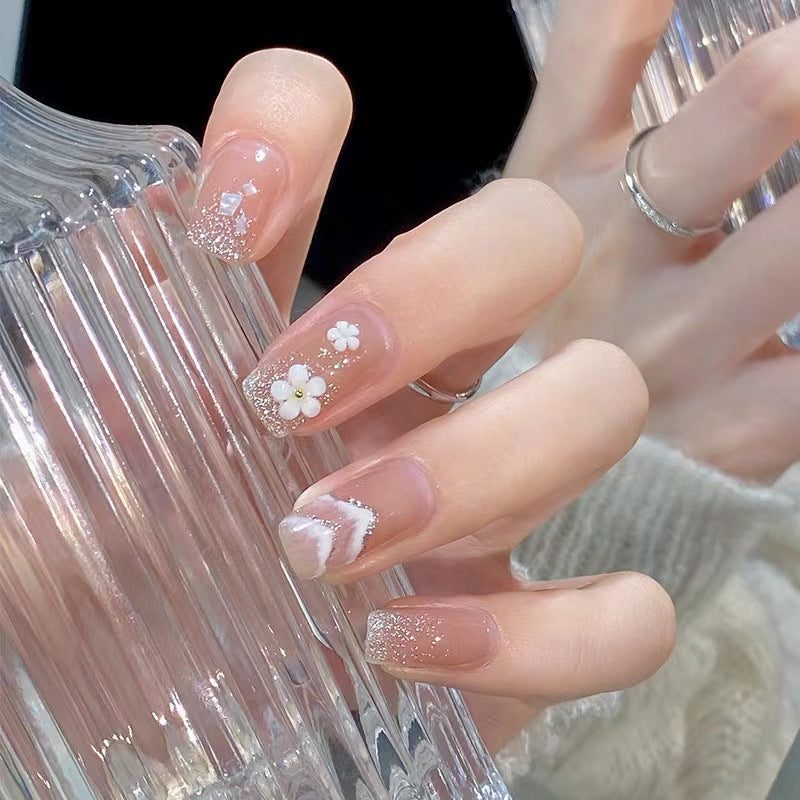 Kunstvolle Nagelkunst Brehn