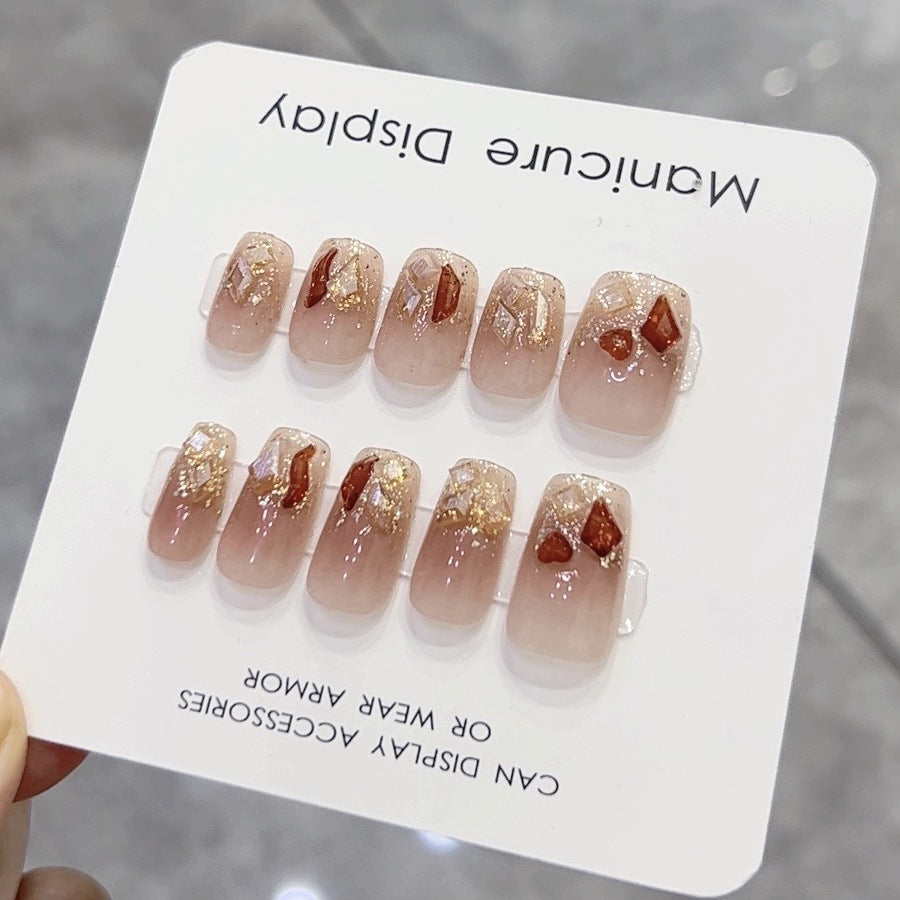 Luxuriöses dekoratives Press-On-Nagelset Brehn