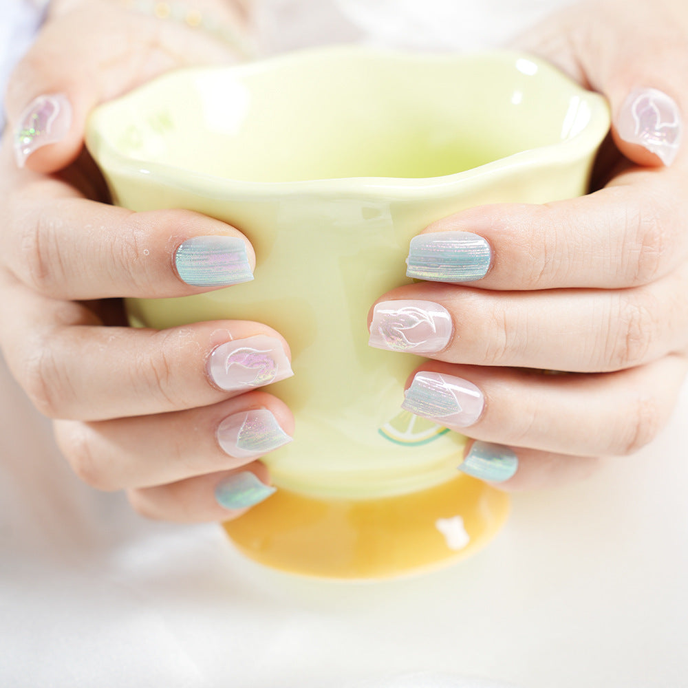 Künstlerisches Gel-Nageldesign Brehn