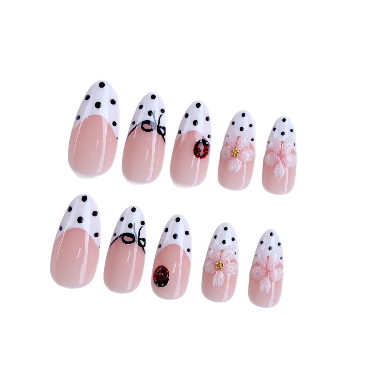 Künstliche Nagelkunst mit Floralen und Verspielten Akzenten Brehn