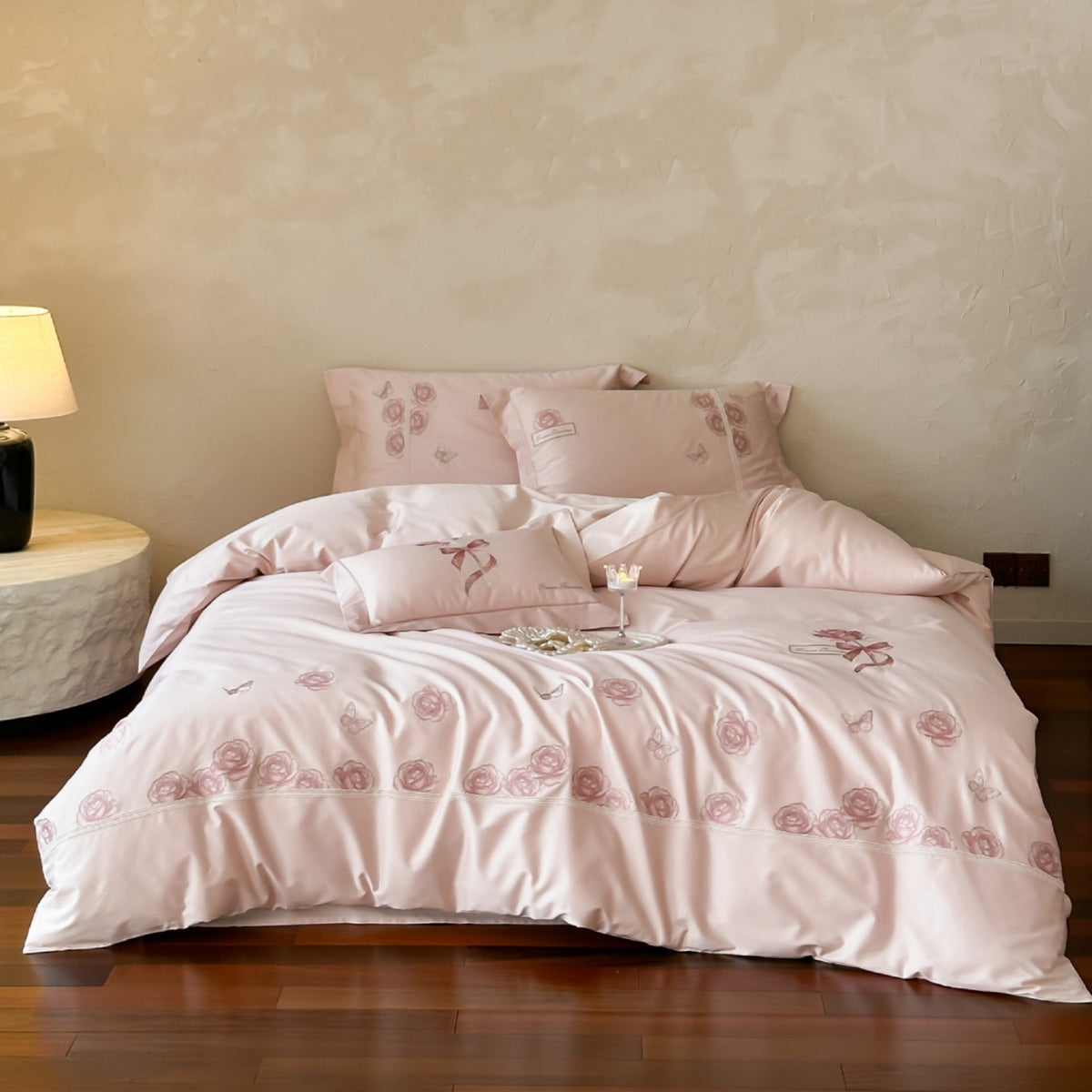 Luxus Rosen-Stickerei Baumwollsatin Bettbezug Set