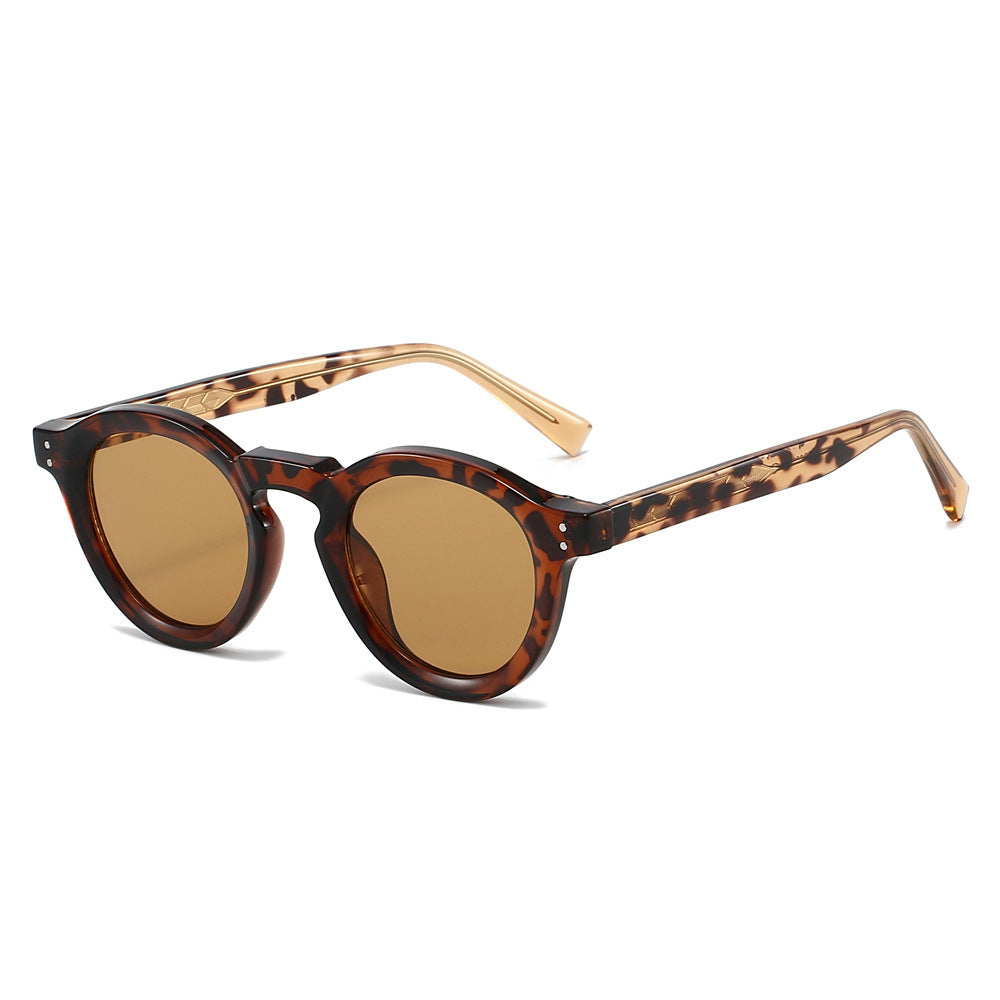 Damen modische Sonnenbrille im stilvollen runden Design von Brehn