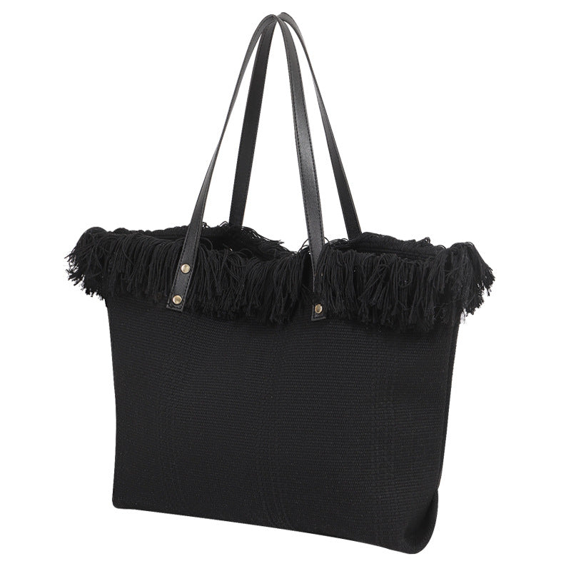 Strandtasche mit Auffälligem Fransenrand Brehn