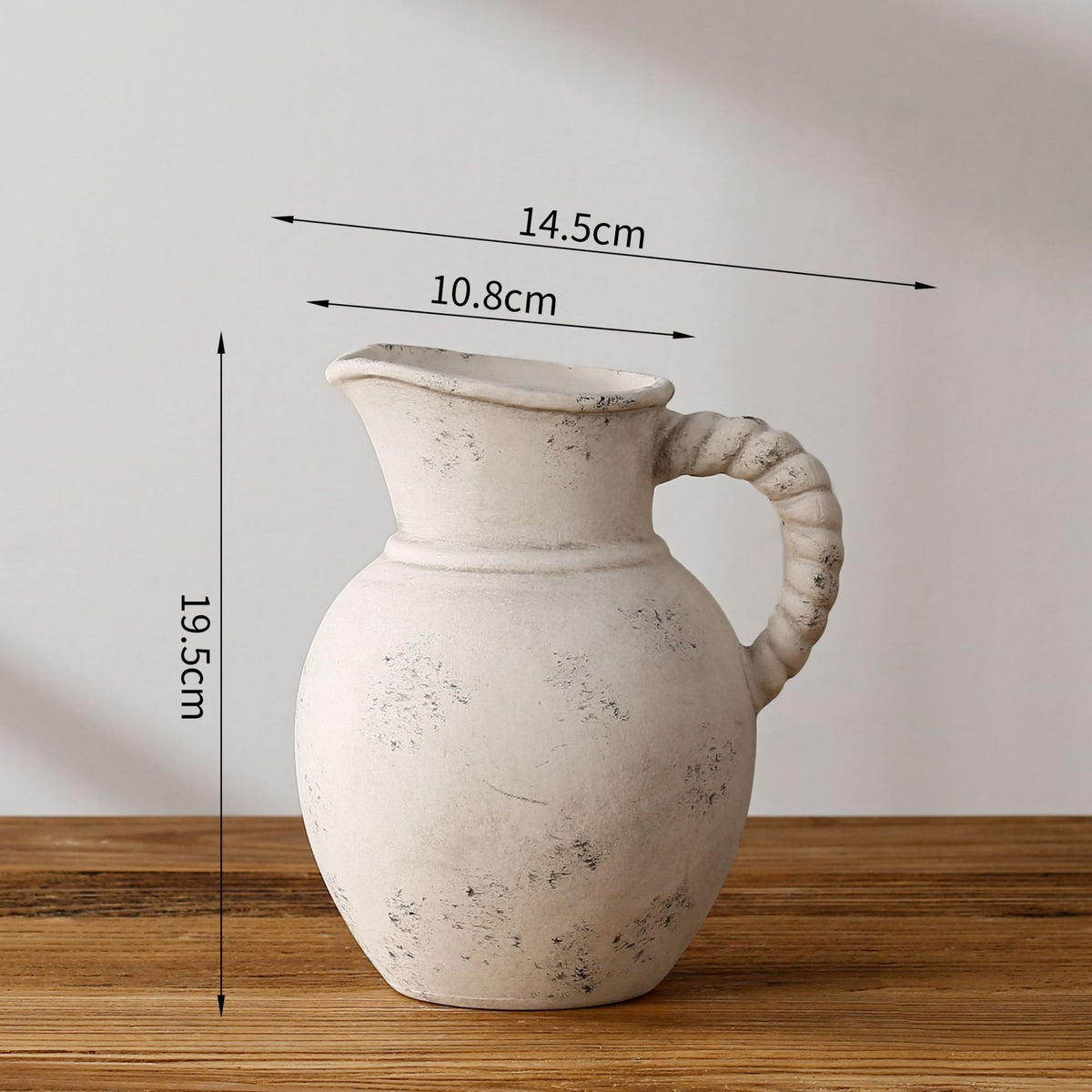 Elegante und Rustikale Keramikkaraffe Brehn