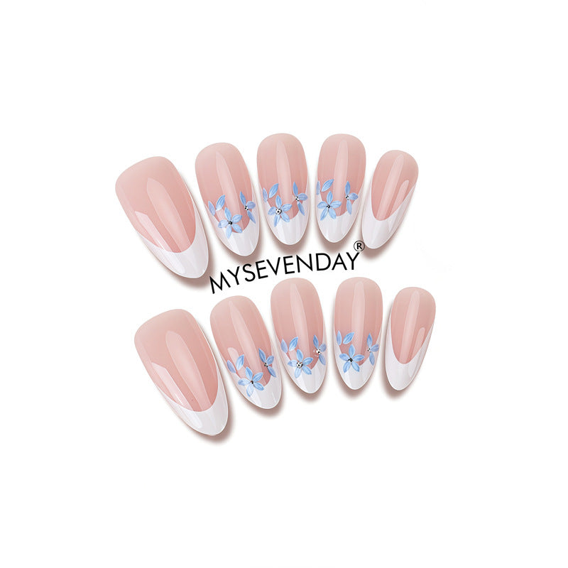 Elegante florale Akzent Press-On Nagelset Brehn
