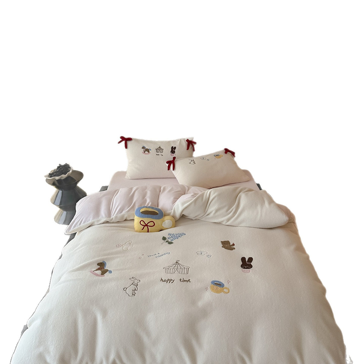 Niedliche bestickte Bettwäschegarnitur aus weichem Baumwollfleece mit Zierschleifen