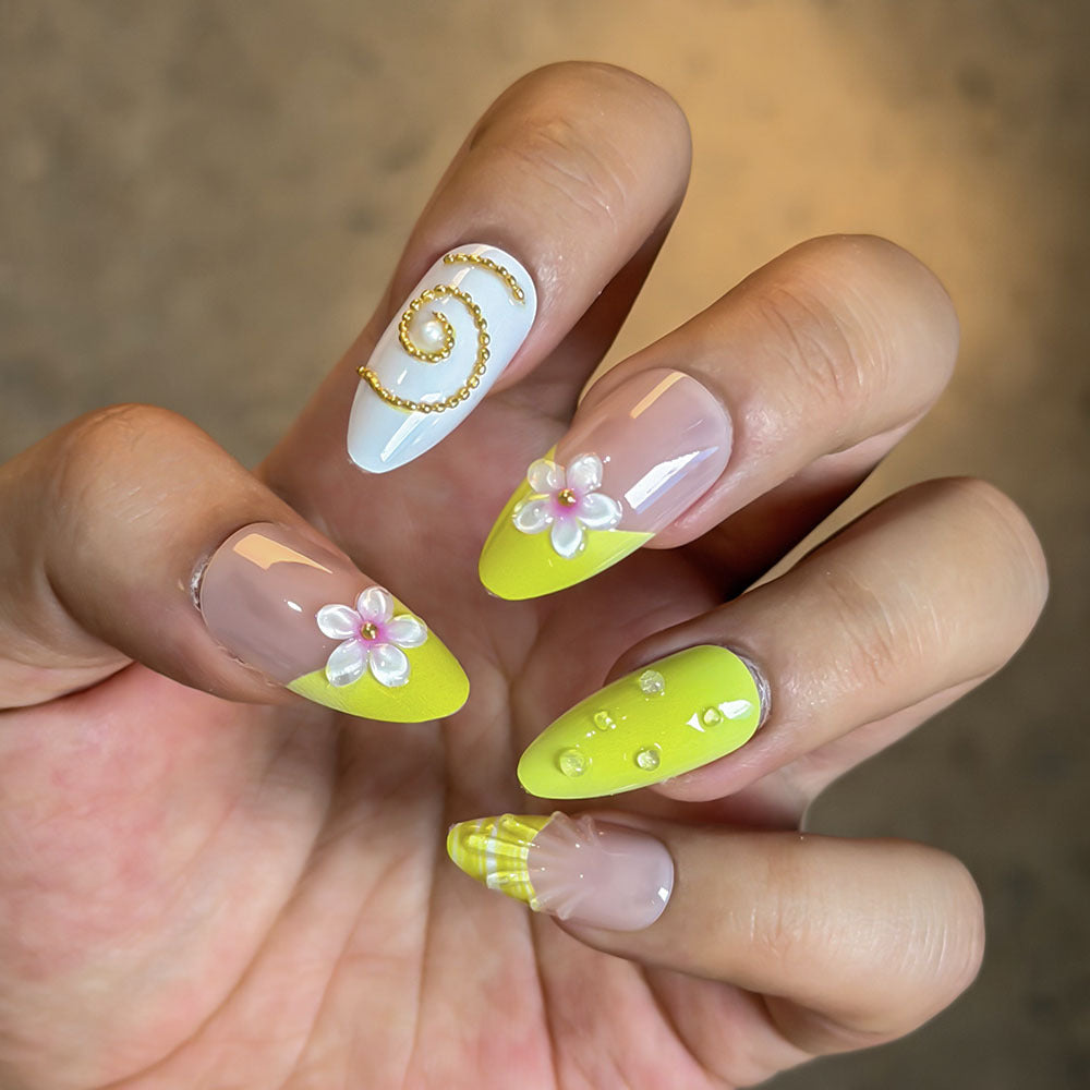 Künstlerisch gestaltetes Press-On Nagelset Brehn