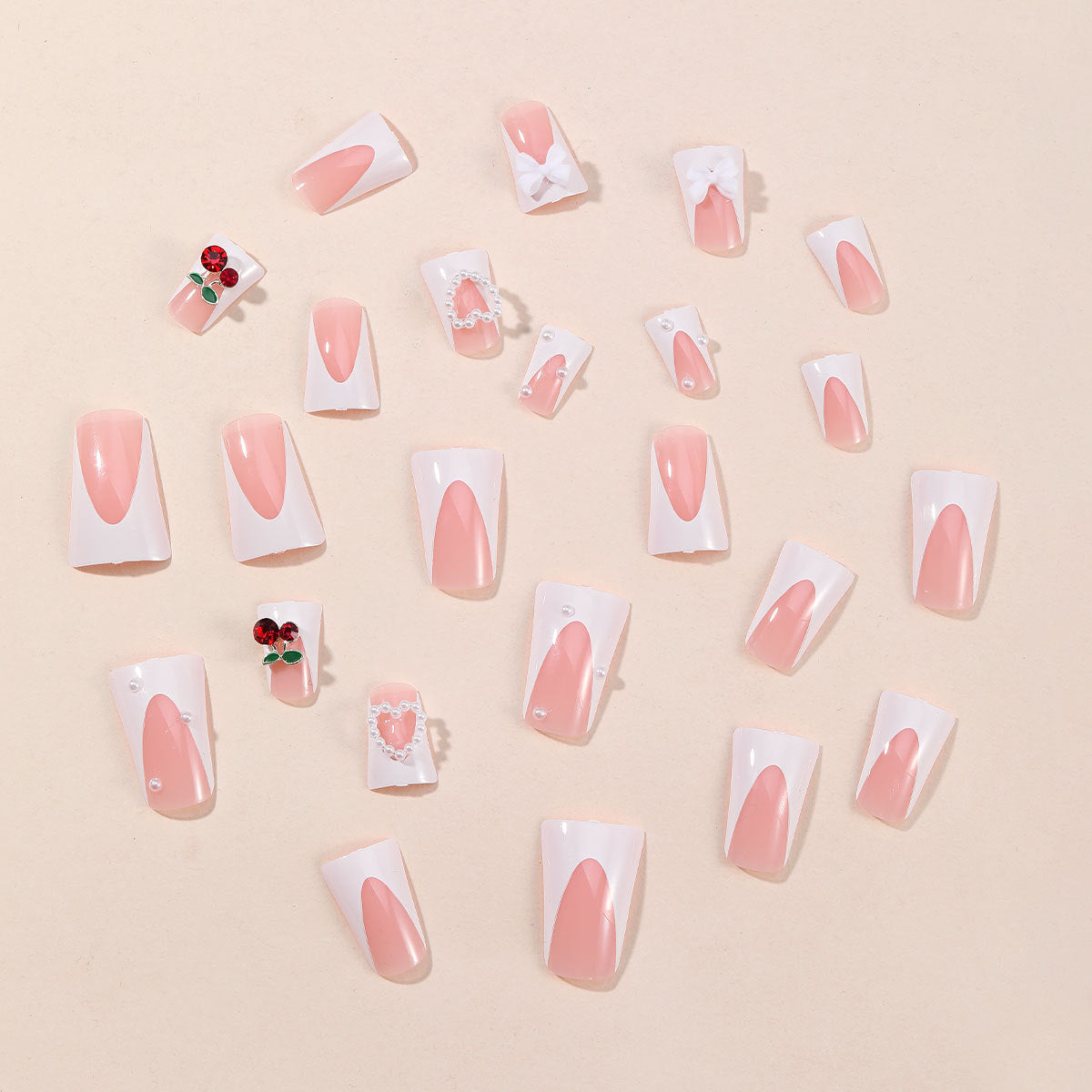Elegante dekorative Nagelkunstverlängerungen Brehn