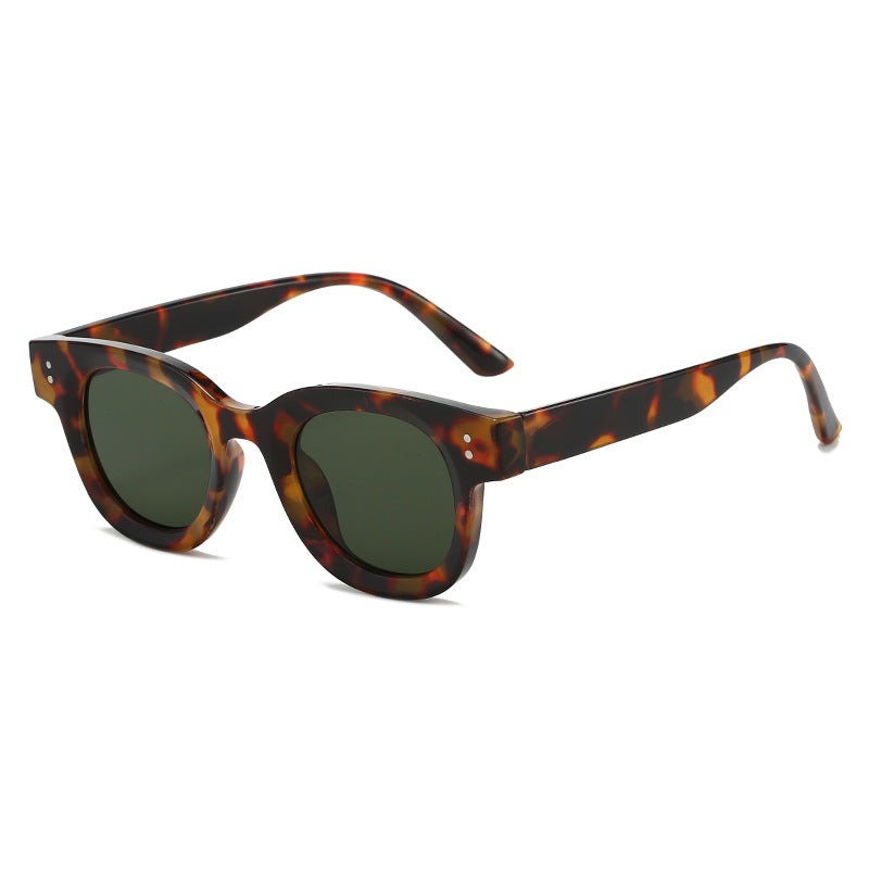 Damen modische Sonnenbrille im zeitlosen Schildkrötenmuster Brehn