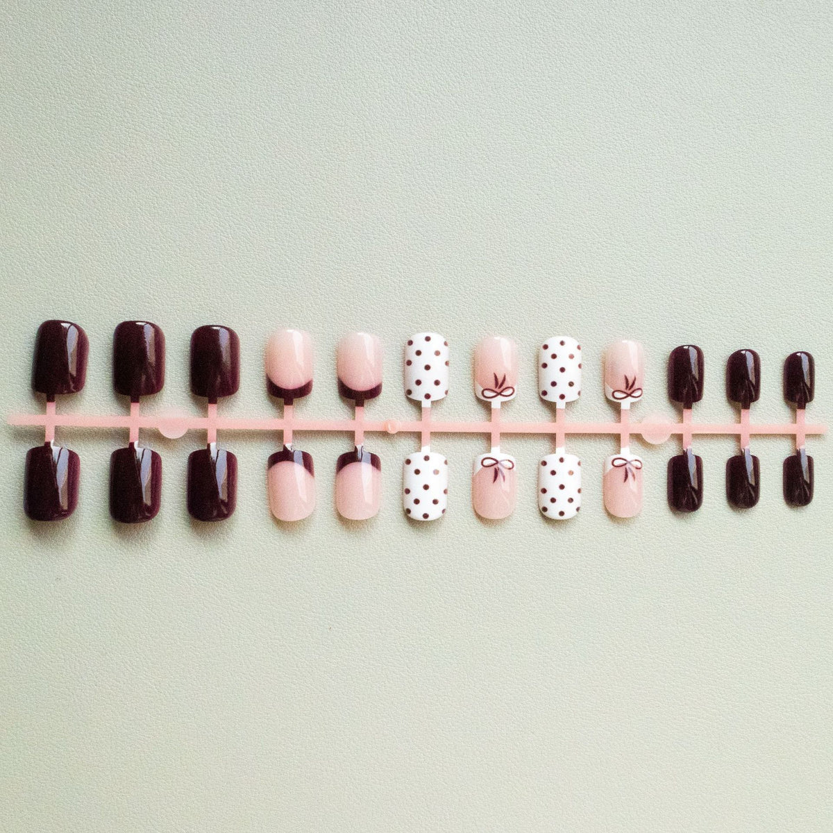 Elegantes abstraktes Nagelkunstdesign