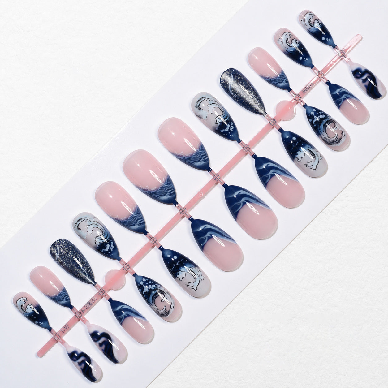 Premium Nagelset mit maritimem Design Brehn