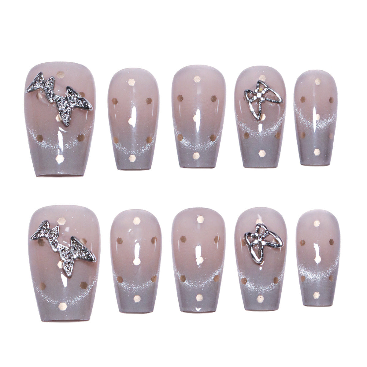 Künstliche Nagelkunst mit Glitzer-Details und Schleifenakzenten Brehn