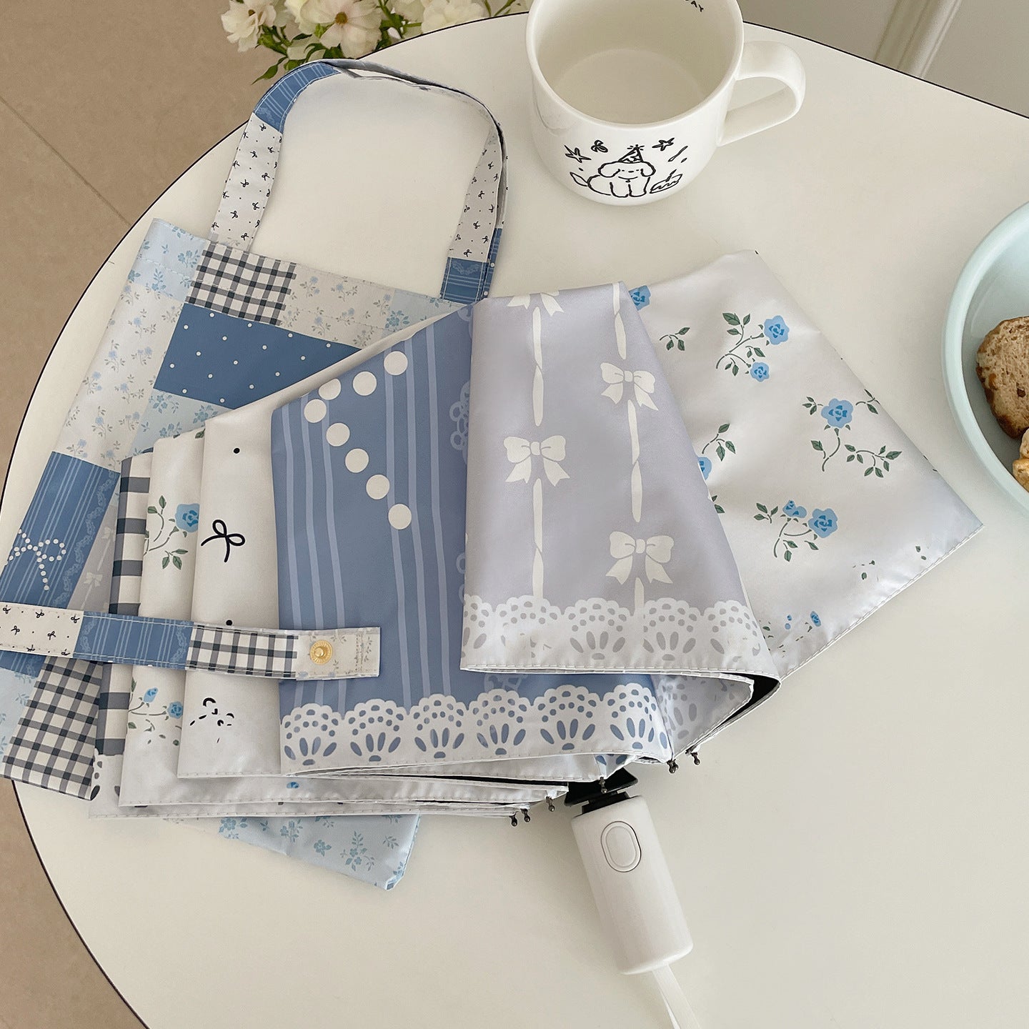 Damen Regenschirm im romantischen Patchwork-Design Brehn