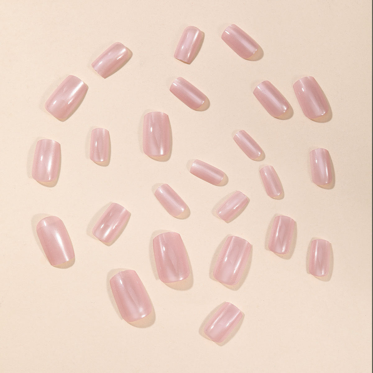Elegante Glänzende Nagelverlängerungen Brehn