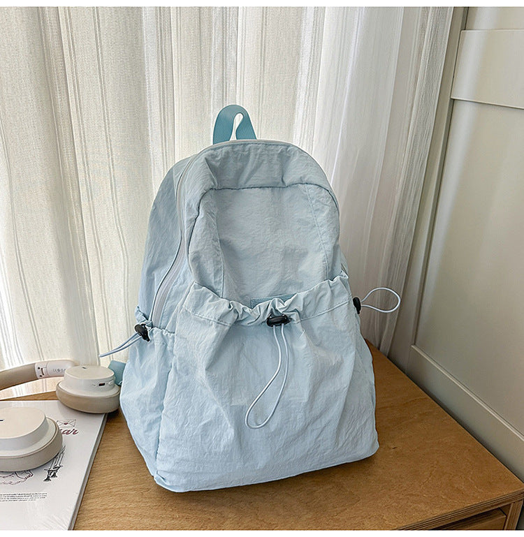 Lässiger Wanderschulrucksack