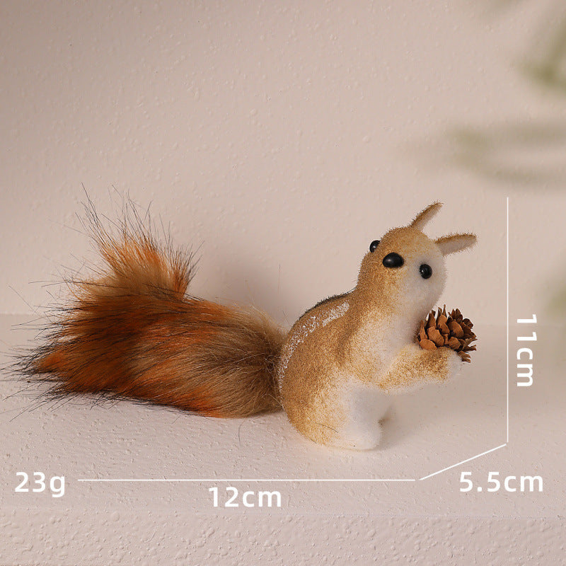 Niedliche Dekorationsfigur mit Eichhörnchenmotiv Brehn