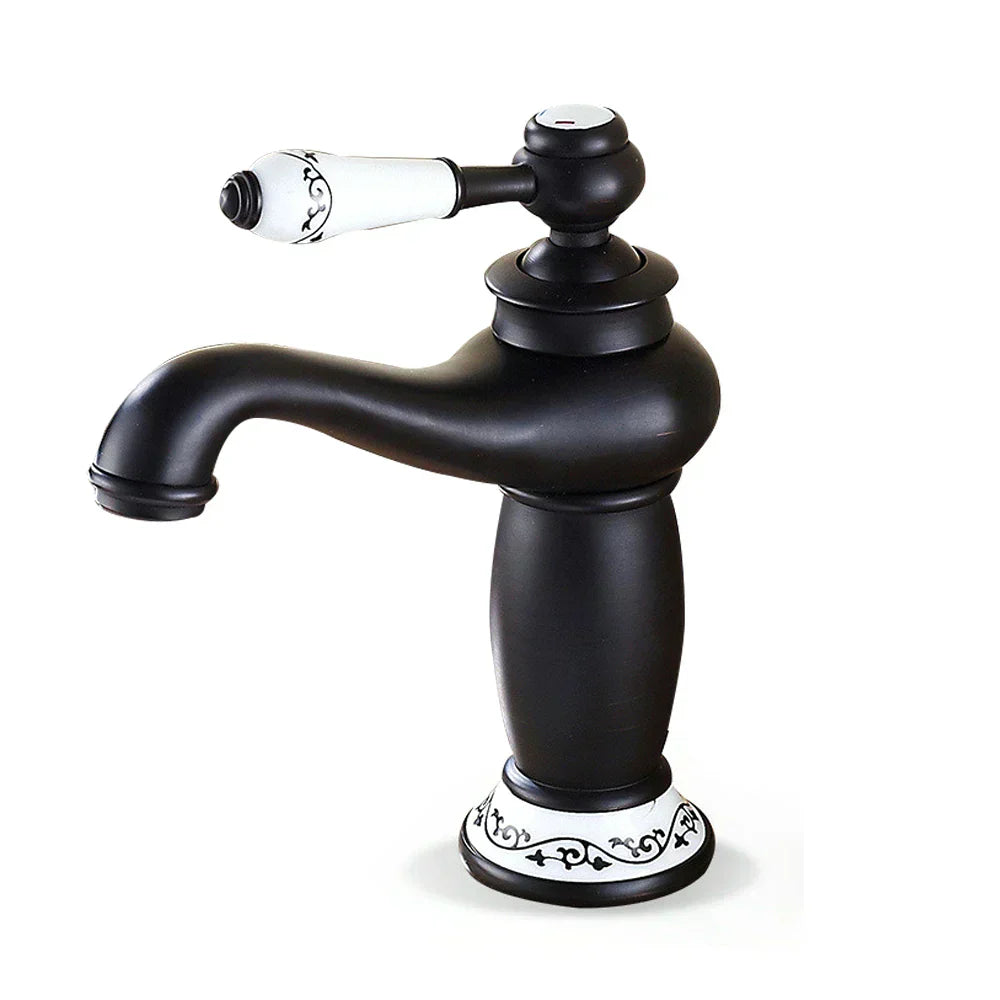 Brehn | Vintage Luxe Badezimmerarmatur für elegante Innenräume