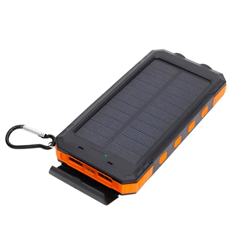 Brehn | Solarenergie-Powerbank mit Taschenlampe – SolarCharge Pro