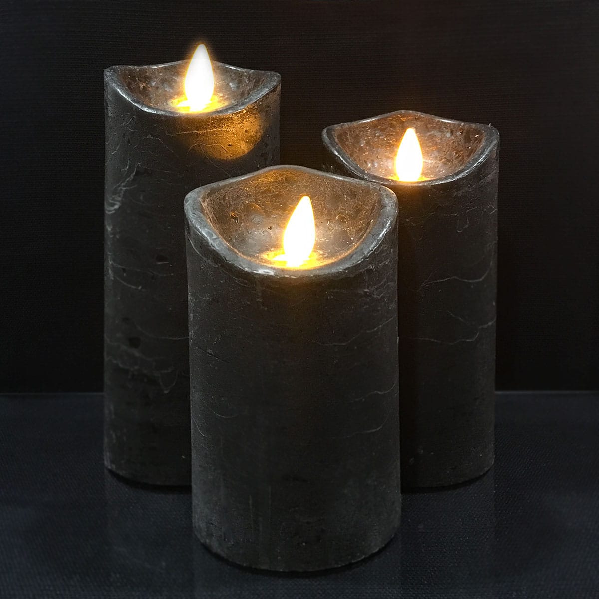 LED-Kerze - rustikal - 3 Stück - 10/12,5/15 cm - mit 3D-Flamme - (verschiedene Farben) | Brehn
