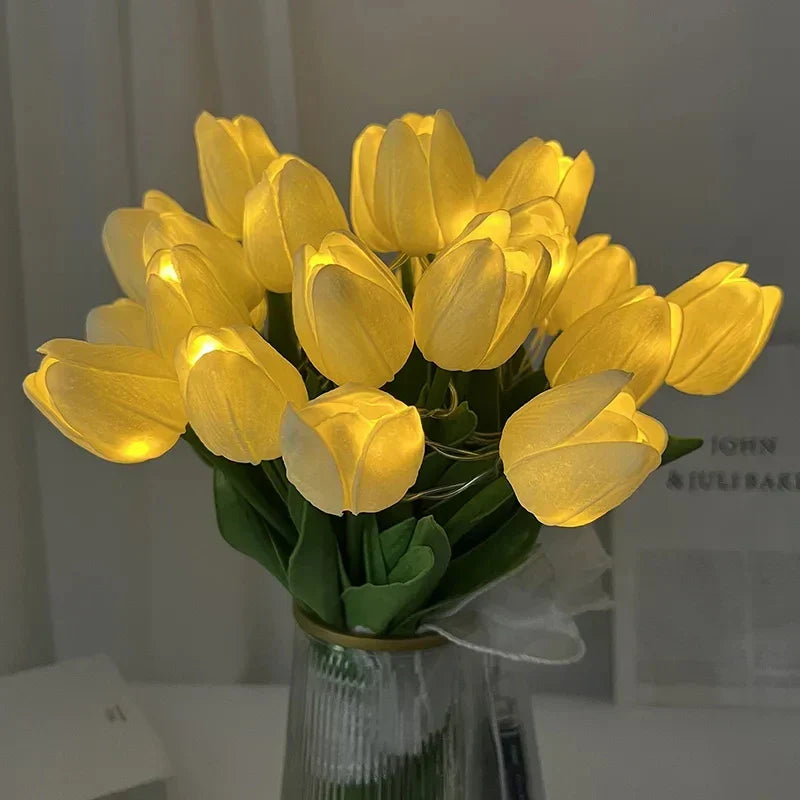 Brehn | TulipGlow - Tragbare LED Tulpen-Nachtlampe