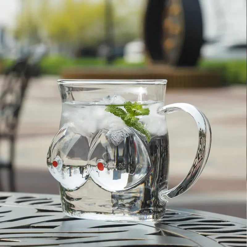 Brehn | Doppelwandige Chesty Form Glas Lustige Tasse