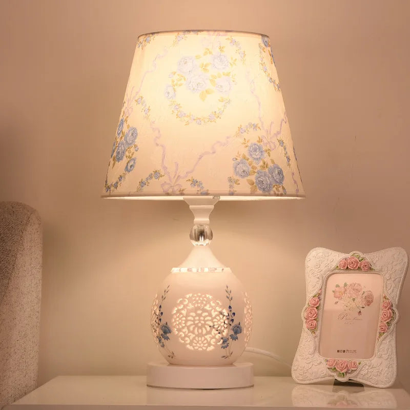 Brehn | Stilvolle Lampe mit zartem Kristalleffekt