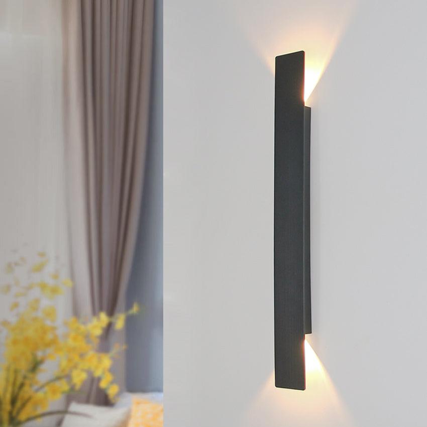 Kashti Outdoor Wasserdichte Rechteckige Auf/Ab Wandlampe | Brehn