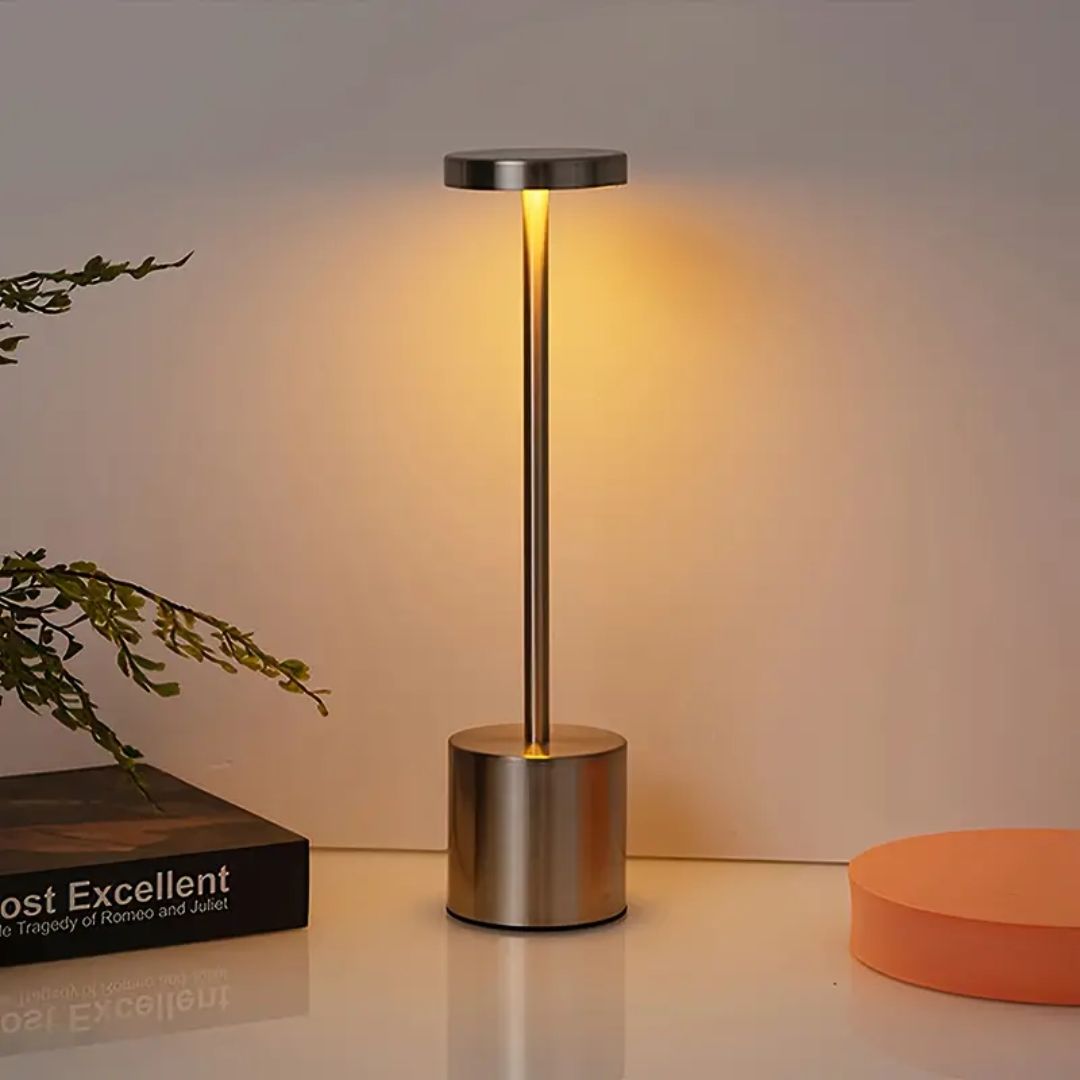 Kylie Moderne Stil LED Schreibtischlampe | Brehn