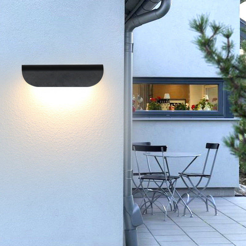Brehn | Moderne wasserdichte gebogene Außenwandlampe