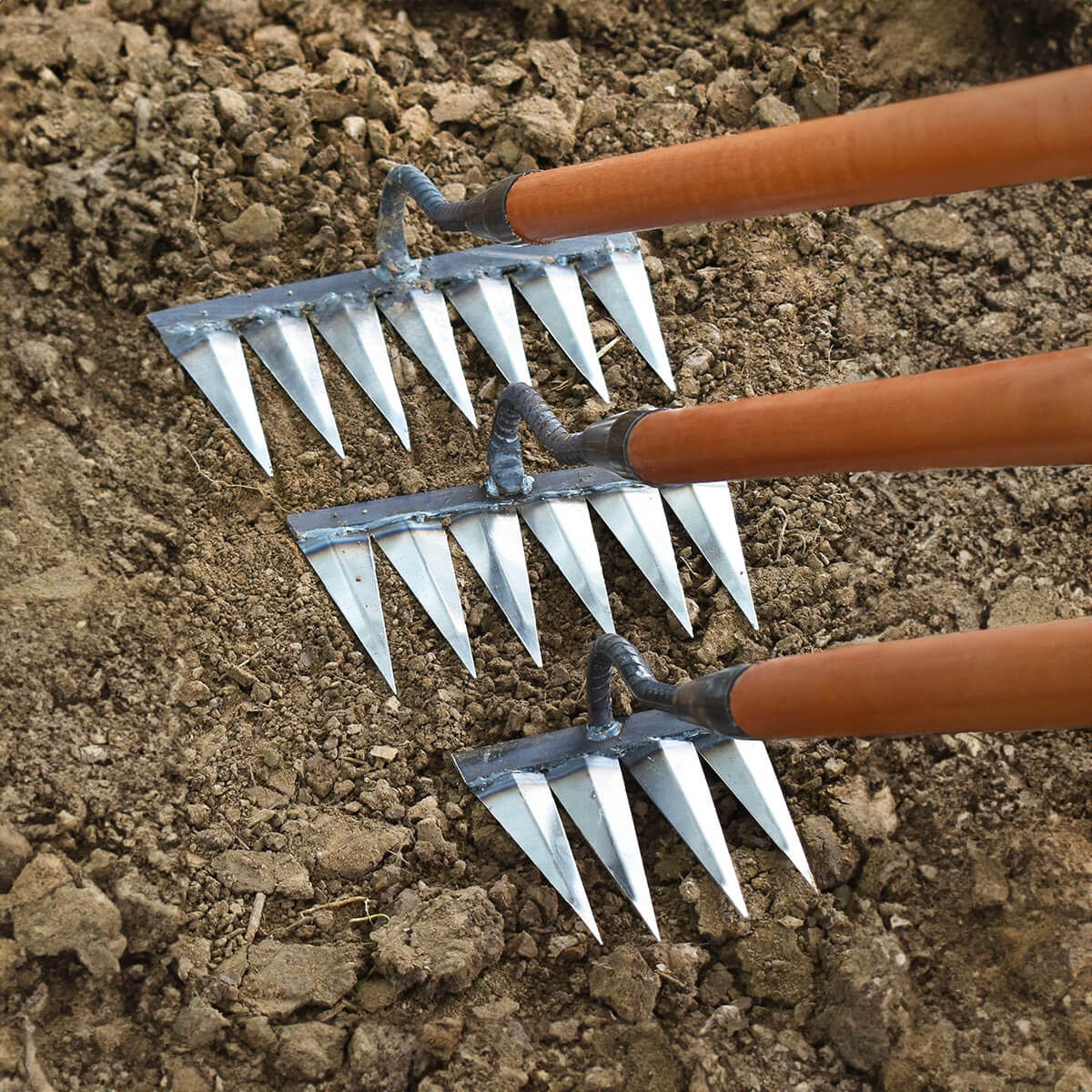 PowerGrip-Hacke — Meistern Sie jeden Garten mit messerscharfer Kraft und komfortabler Kontrolle! | Brehn