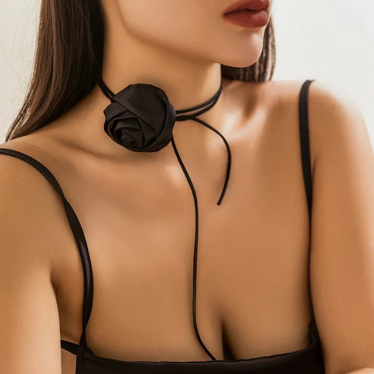 Brehn | Elegante Rosen Blumen Choker Halskette