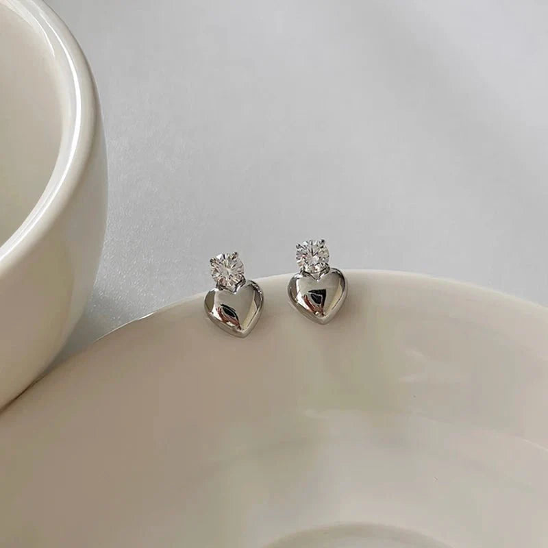 Brehn | Zarte Diamant Herz Stud Ohrringe