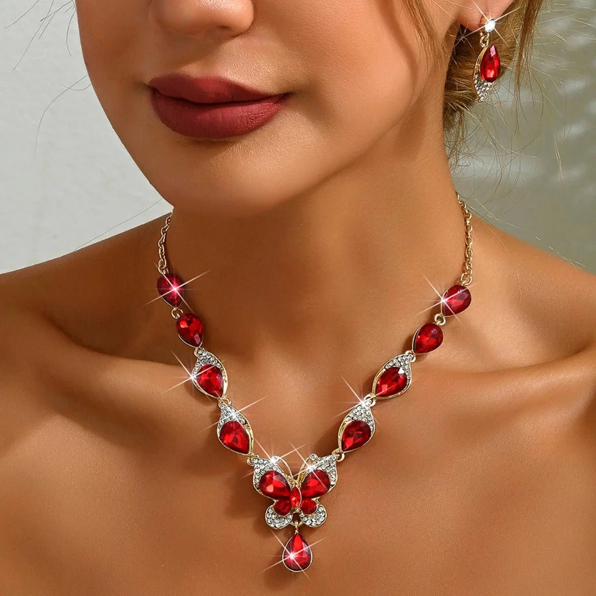 Brehn | Diamant Schmuck Set Schmetterlingshalskette und Ohrring Set
