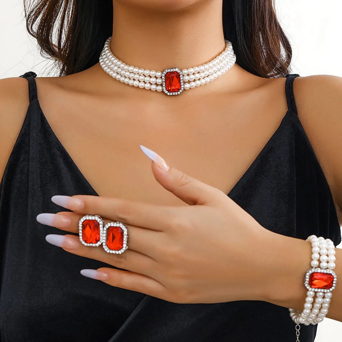 Brehn | Elegantes Perlen-Diamant-Halskette, Armband und Ohrringe Set