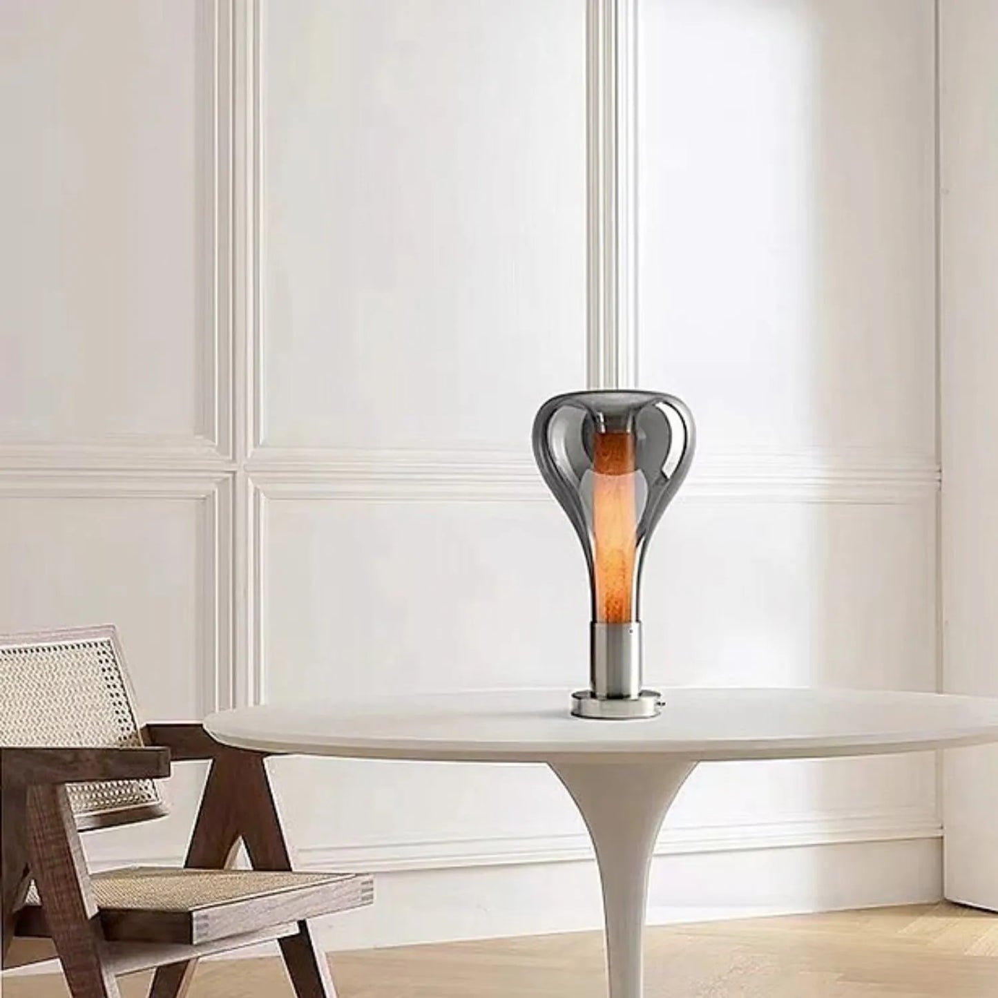 Brehn | LavaGlow Lampe - Einzigartige künstlerische LED-Beleuchtung