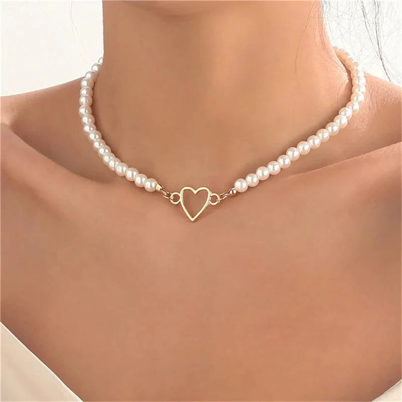 Brehn | Herzumriss Perlen Choker Halskette