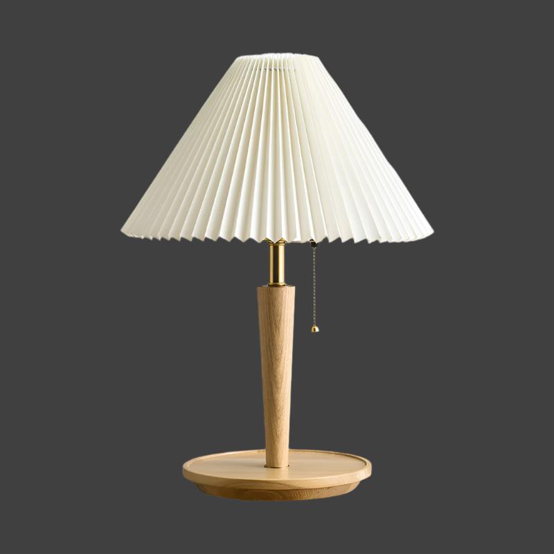 Brehn | Elegante Harmonie von Licht und Holz